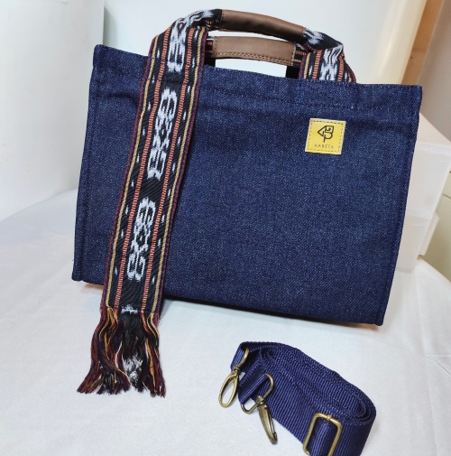 MARTHA Tote Bag
